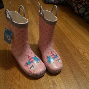 Girls’ rain boots